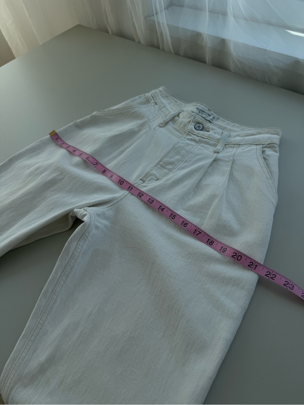 Abercrombie Curve Love 90s Relaxed Pleated Jeans 26 - Picture 6 of 10